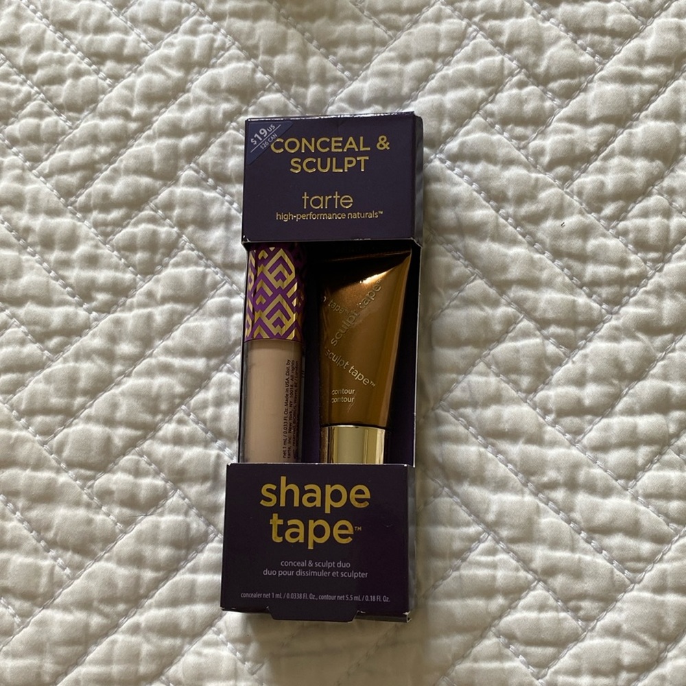 Tarte Conceal & Sculpt shape tape 22N light neutral and bronze